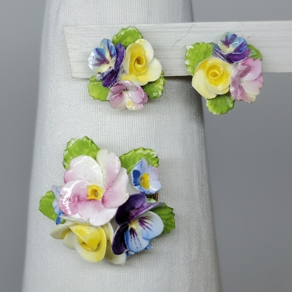 Vintage Jewelry - Bone China Brooch & Earrings Set England Vintage Porcelain Floral Bouquet Flower